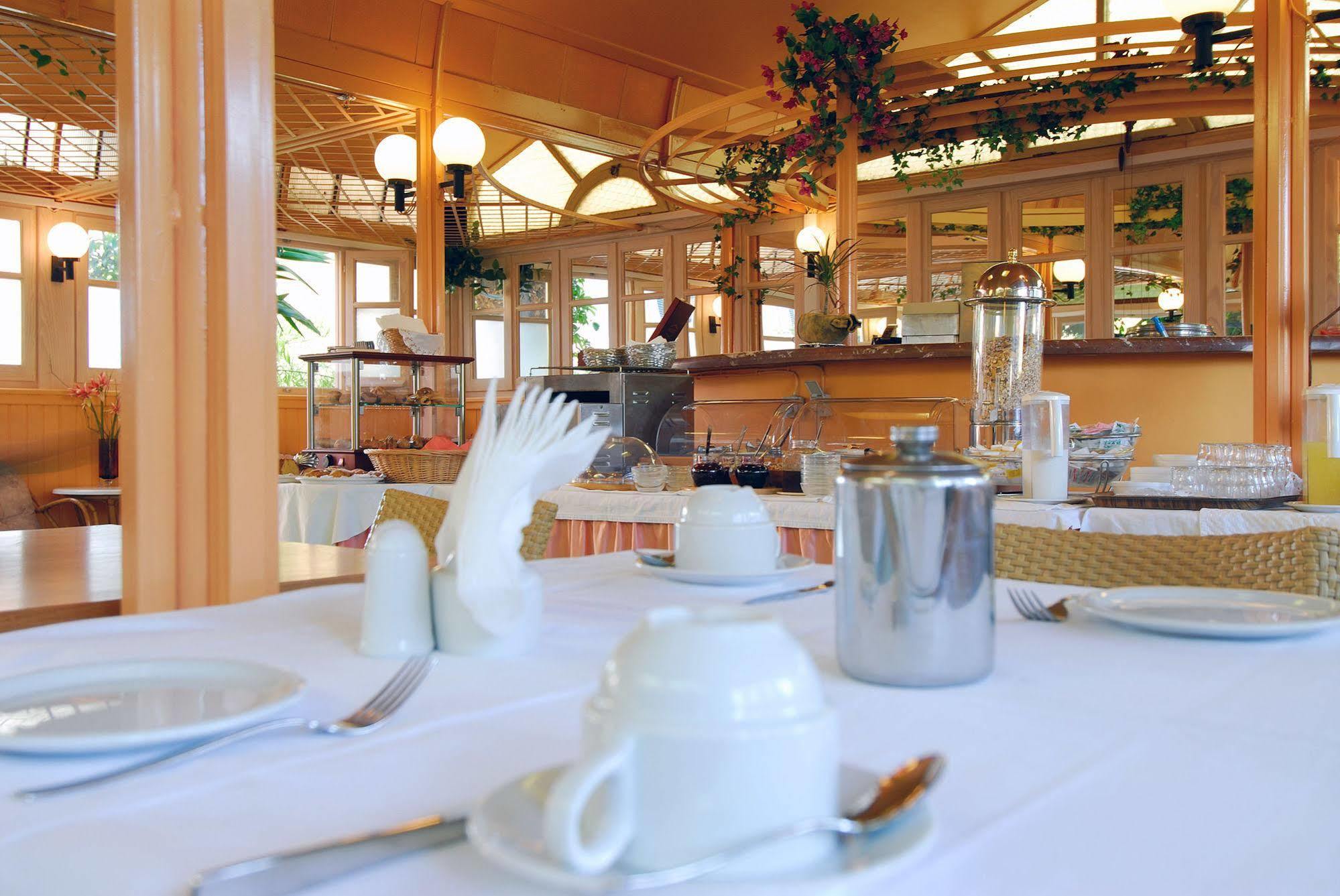 Bella Venezia Hotel 4*